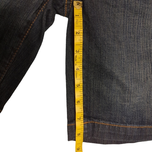 Mossimo Jean Shorts Dark Wash 8 Inch Inseam Size 5 US Denim - Picture 2 of 5